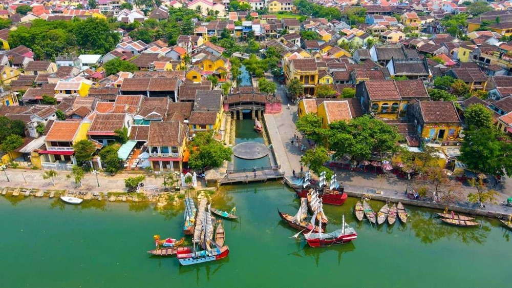 Lý do khiến phố cổ chỉ 64km2 của Việt Nam được khen 'tốt hàng đầu thế giới', thu 3.000 tỷ đồng - ảnh 1