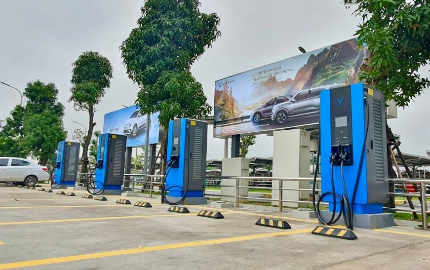 Bán Ford Ranger để mua VinFast VF 6, chủ xe là người trẻ nói thẳng trải nghiệm lái sau 12.000km, bóc tách chi phí ‘nuôi xe’