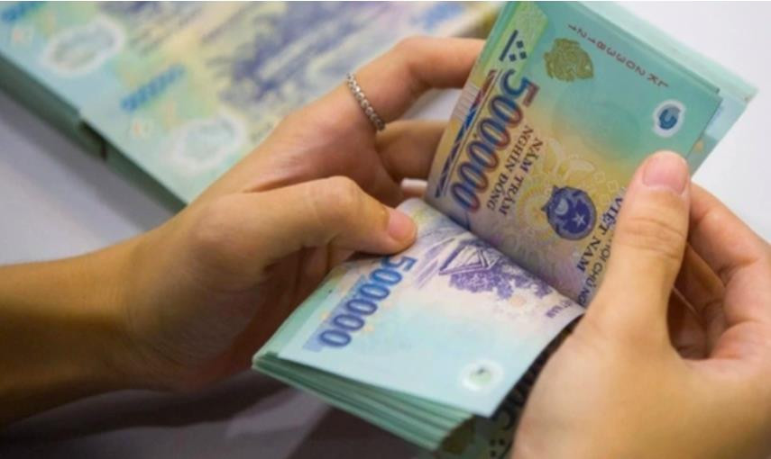 Lương tăng không theo kịp giá thì người lao động chỉ ‘cầm tiền cho đẹp’