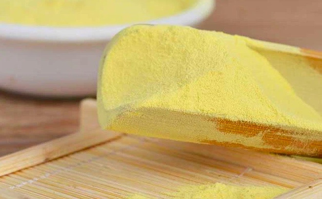Một loại phấn hoa chỉ thu vài ngày trong năm, có giá hơn 1 triệu đồng/kg