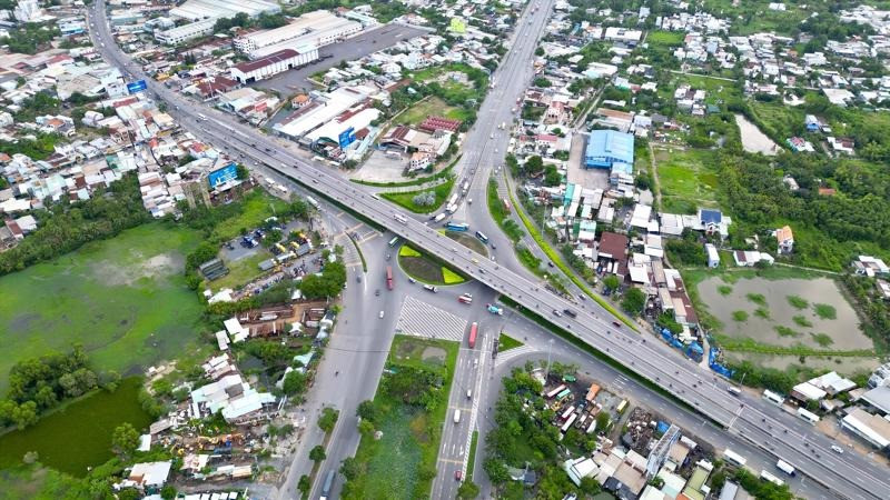 Đồng Nai sẽ tiếp tục áp dụng 2 bảng giá đất cũ đến hết năm 2025- Ảnh 1.