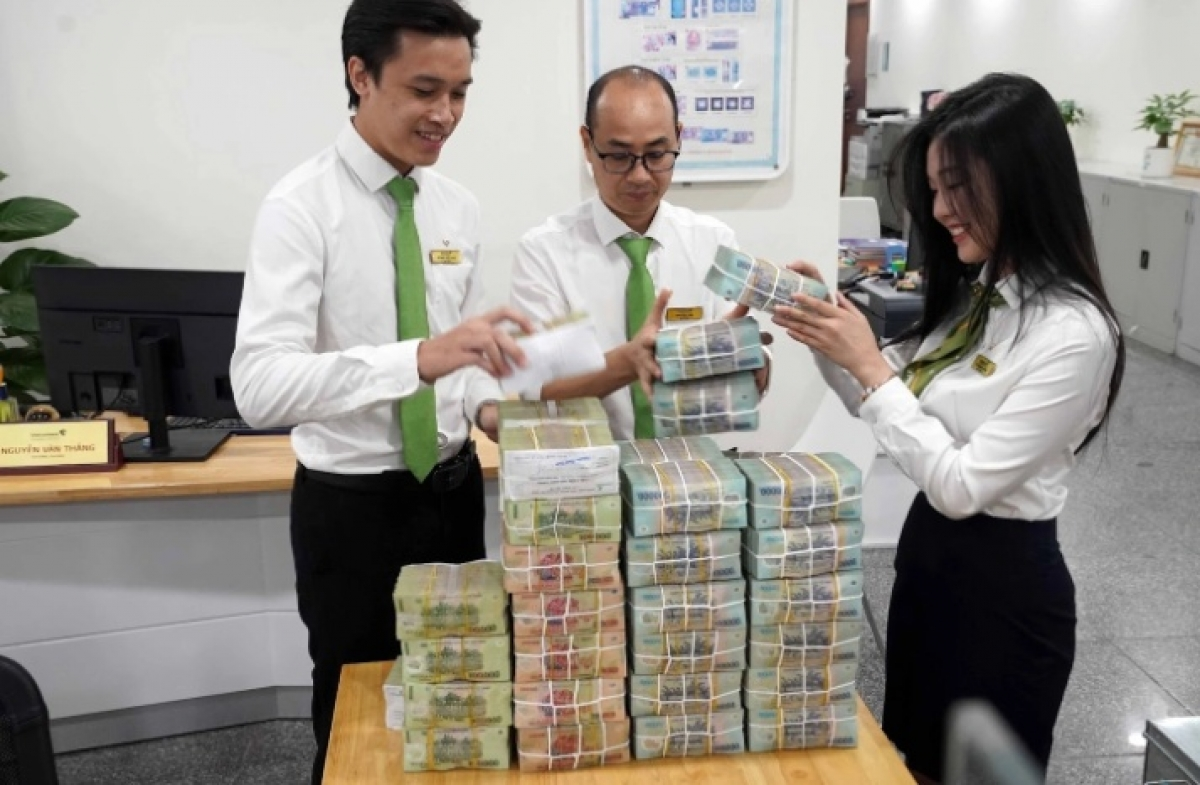 Đánh thuế 20% lãi chứng khoán: Nhà đầu tư Việt có đang chịu thiệt so với khu vực?