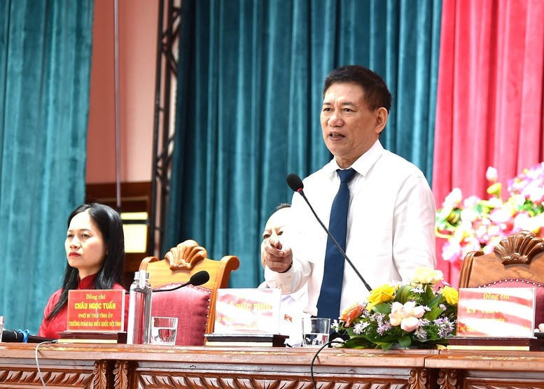 Phó Thủ tướng Hồ Đức Phớc: ‘Thời chúng tôi đi học cả nước có một bộ sách thôi, anh học xong thì chuyển cho em học’