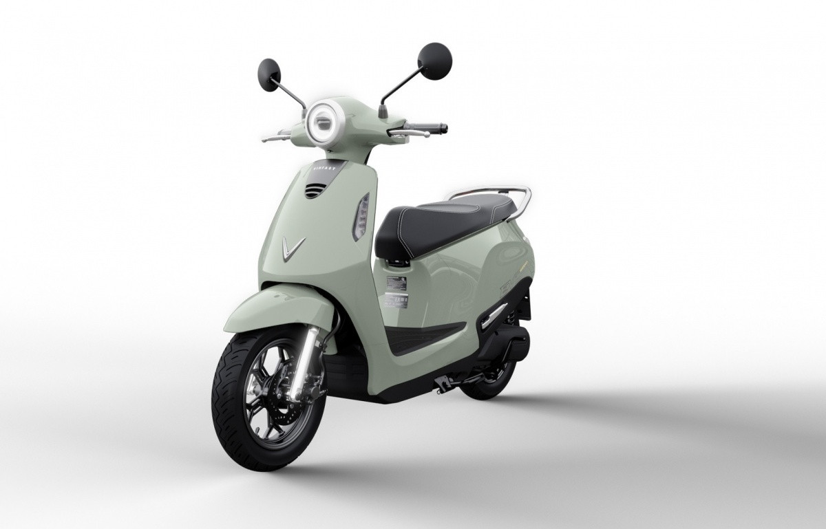 4 mẫu xe máy điện giá chỉ ngang Honda Wave, thích hợp cho khách hàng phổ thông: Đi chất, có mẫu đi được 262km, chi phí sạc rất rẻ