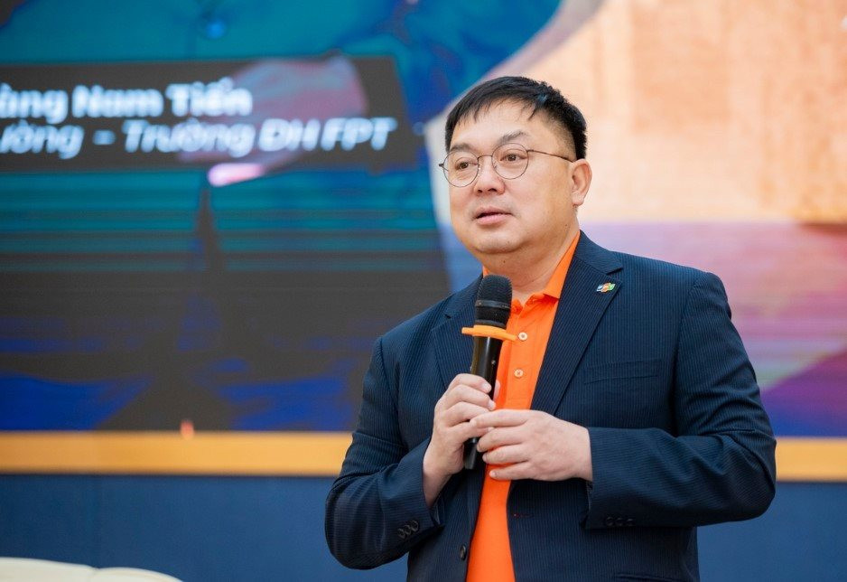 hoang-nam-tien-2.jpg
