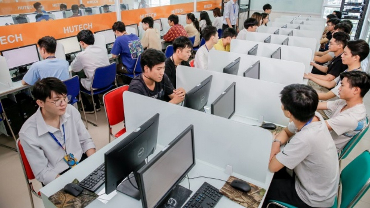 Ngành học từng bị chê 'khó xin việc', giờ được doanh nghiệp tranh nhau săn đón: Lương khởi điểm 60 triệu/tháng