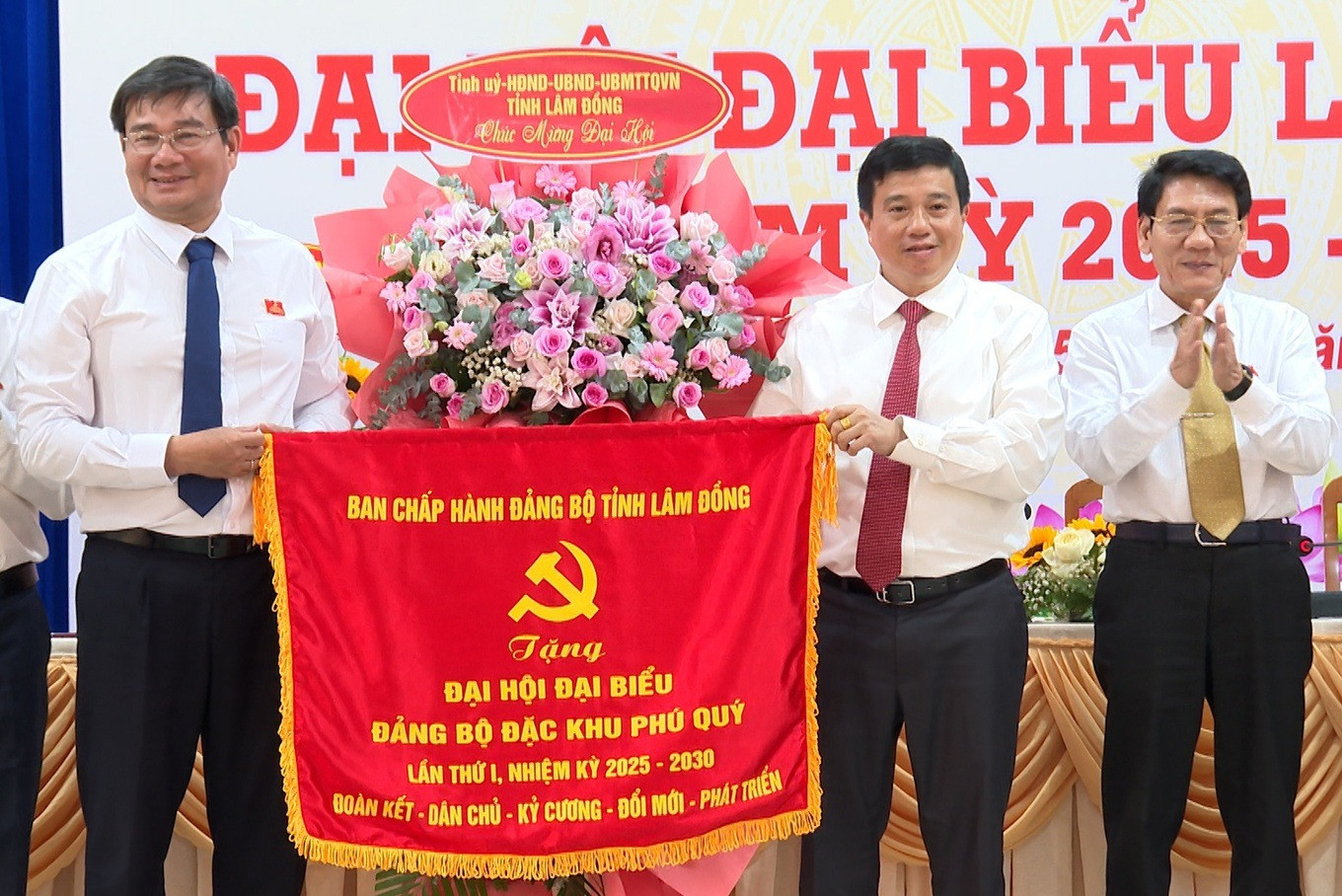 Đặc khu mang tên 'giàu có' của Việt Nam được định hướng phát triển kinh tế gắn với quốc phòng- Ảnh 1. Đặc khu mang tên 'giàu có' của Việt Nam được định hướng phát triển kinh tế gắn với quốc phòng- Ảnh 1.