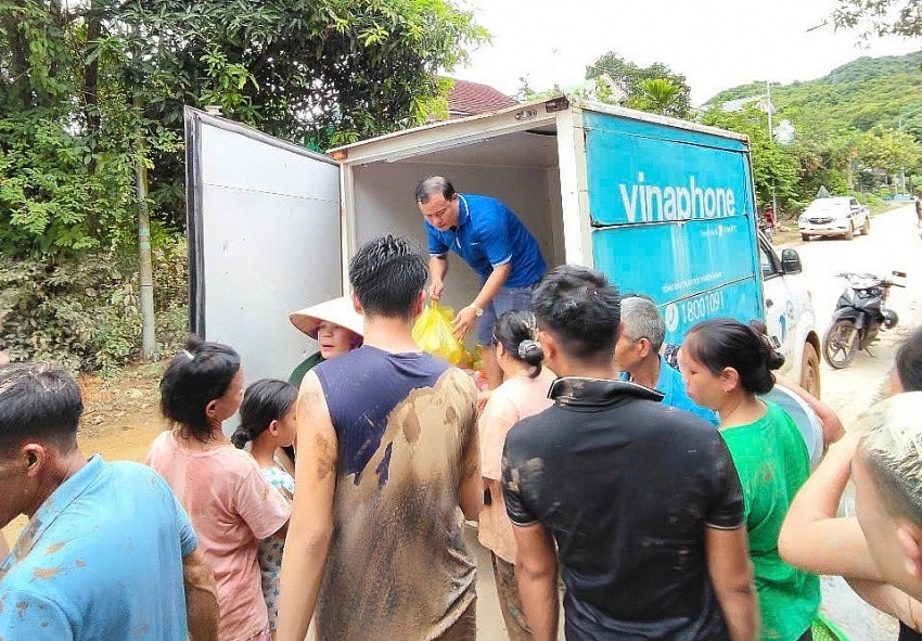 VNPT đẩy nhanh việc khắc phục sự cố mạng lưới khu vực phía Tây Nghệ An