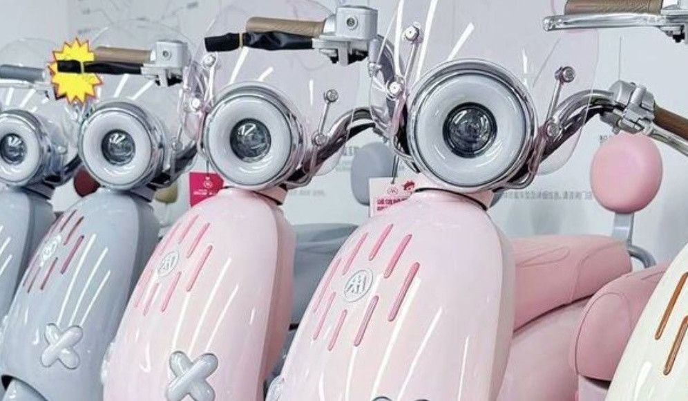 Mẫu xe máy điện giá chỉ 11 triệu đồng, thiết kế trẻ trung, thích hợp soán ngôi ‘siêu tay ga’ Honda Vision khi mua xe đi trong đô thị