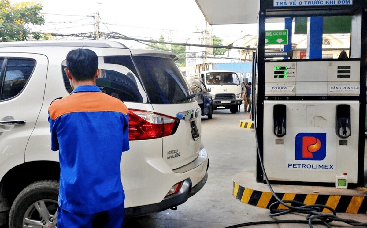 Từ tháng 1/2026 sẽ chuyển sang dùng loại xăng hoàn toàn mới: Ô tô, xe máy nào sẽ tương thích?