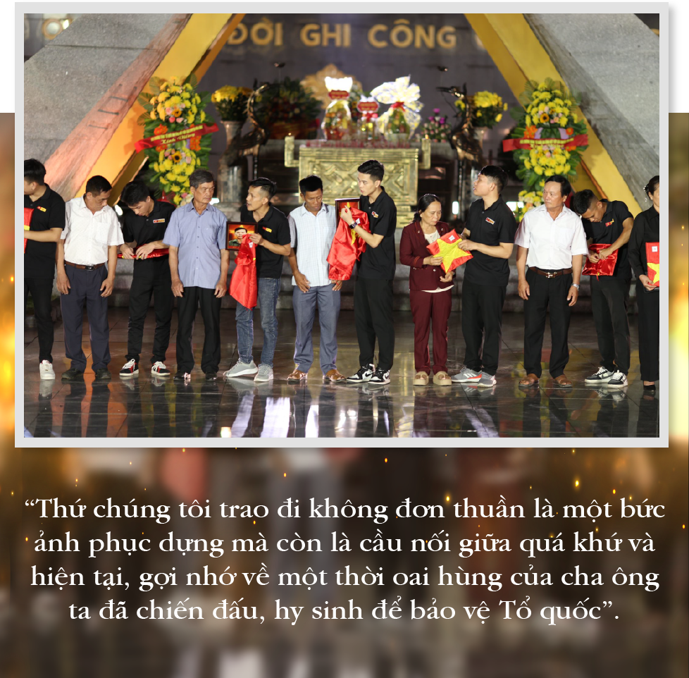 quote-1-mobi(1).png