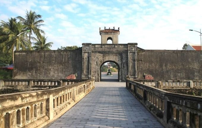 ‘Nghĩa trang liệt sĩ’ không có mộ phần đặc biệt nhất Việt Nam, nằm cạnh dòng sông được ví như ‘cối xay thịt’ một thời - ảnh 3