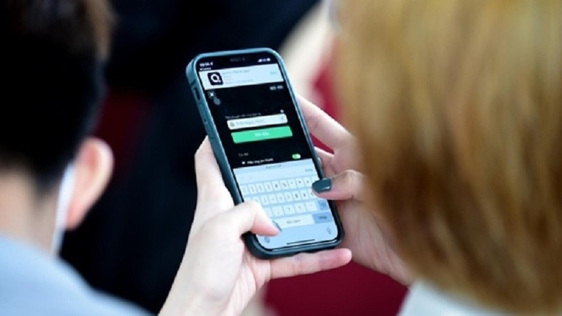 Chị Y. ở Hải Phòng nhận được 180 triệu đồng từ tài khoản VPBank, vài giờ sau liên tiếp nhận thêm 5.000 đồng từ tài khoản BIDV kèm lời dọa 'Sẽ báo công an' - ảnh 1