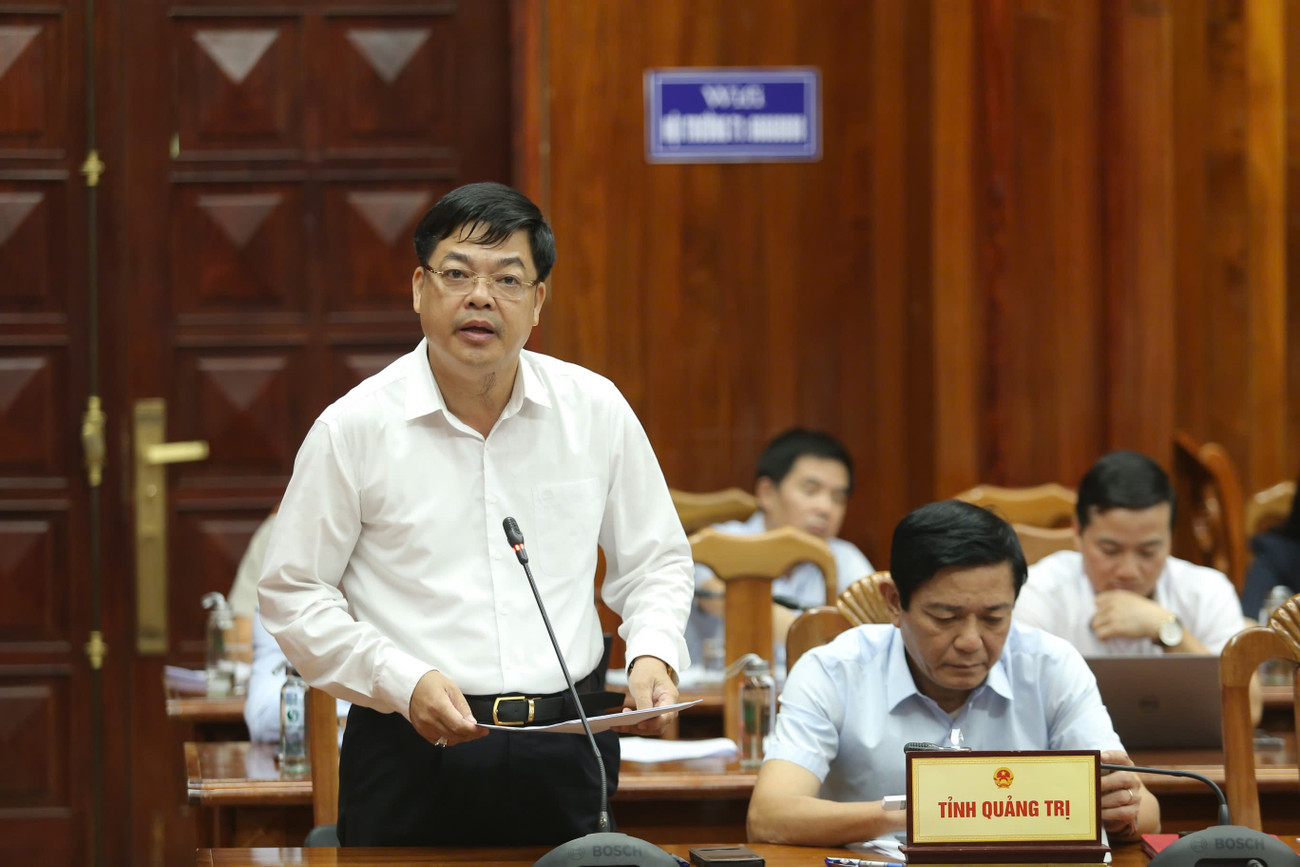 Giám đốc Sở Công Thương tỉnh Quảng Trị Hồ Xuân Hoè phát biểu tại hội nghị. img-2646.jpg