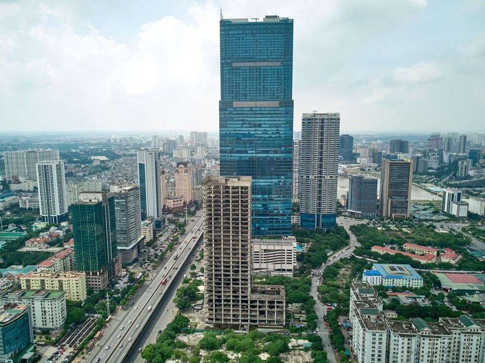 Tháp nghìn tỷ ‘trơ xương’ kế bên tòa nhà chọc trời cao nhất Hà Nội vào tầm ngắm của thanh tra- Ảnh 2.