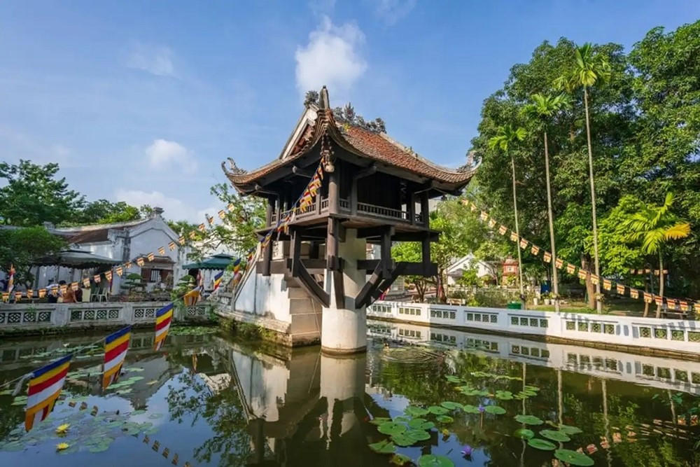 Du khách đến Hà Nội dịp Quốc khánh 2/9 tăng mạnh nhờ sức hút của 'tour yêu nước' - ảnh 3