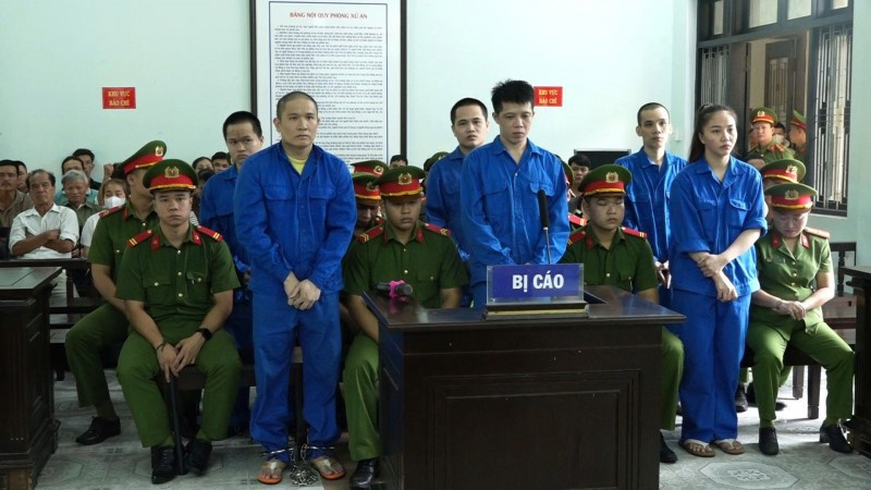 Chồng lĩnh án chung thân, vợ bị tuyên phạt 20 năm tù - ảnh 1