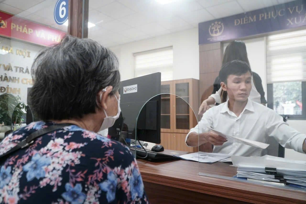 Một điểm phục vụ hành chính công ở Hà Nội. Ảnh: Trần Hoàng 307bnv.jpg