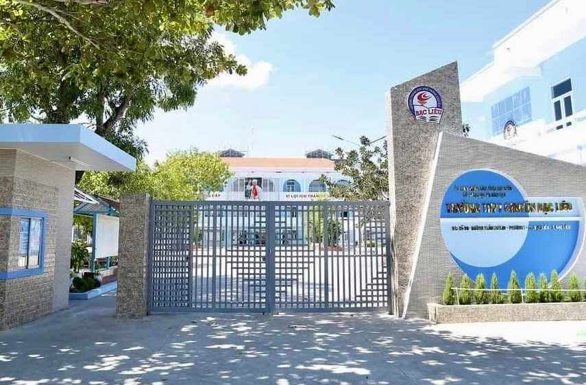 Trường THPT Chuyên Bạc Liêu, nơi thầy Thuyết từng dạy học trước khi bị luân chuyển. chuyen-bac-lieu.jpg