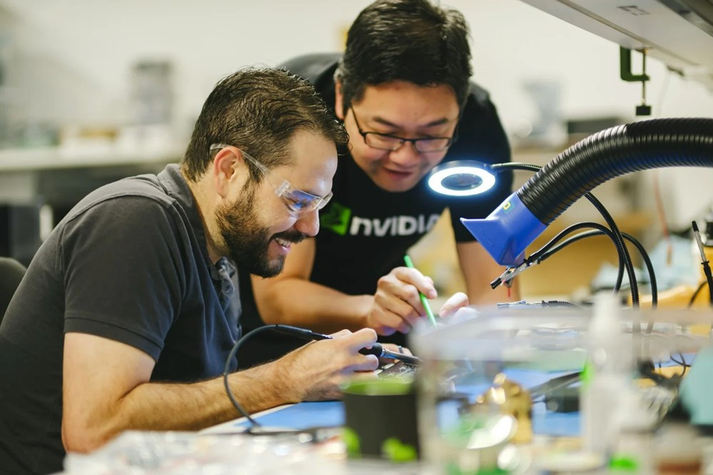 CEO Nvidia Jensen Huang: ‘Tôi đã tạo ra nhiều tỷ phú hơn bất kỳ CEO nào trên thế giới’ - ảnh 2