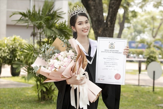 Á hậu Việt sinh năm 1998 là giảng viên trường 'nhà giàu' RMIT, bố chồng là giáo sư nổi tiếng - ảnh 3
