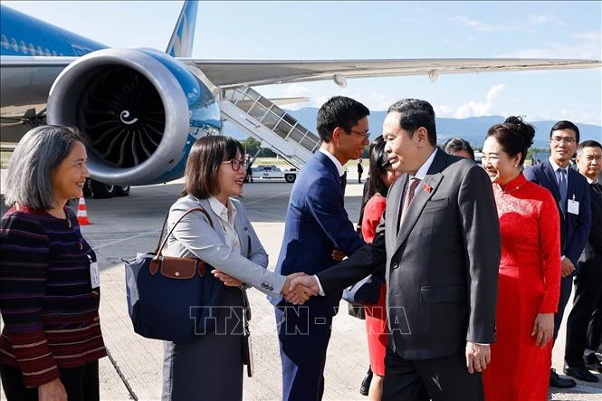 Chủ tịch Quốc hội kết thúc chuyến tham dự Hội nghị các Chủ tịch Quốc hội thế giới lần thứ 6- Ảnh 1. Chủ tịch Quốc hội kết thúc chuyến tham dự Hội nghị các Chủ tịch Quốc hội thế giới lần thứ 6- Ảnh 1.