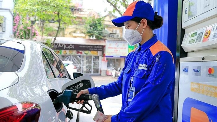 Giá xăng tăng- Ảnh 1. Giá xăng tăng- Ảnh 1.