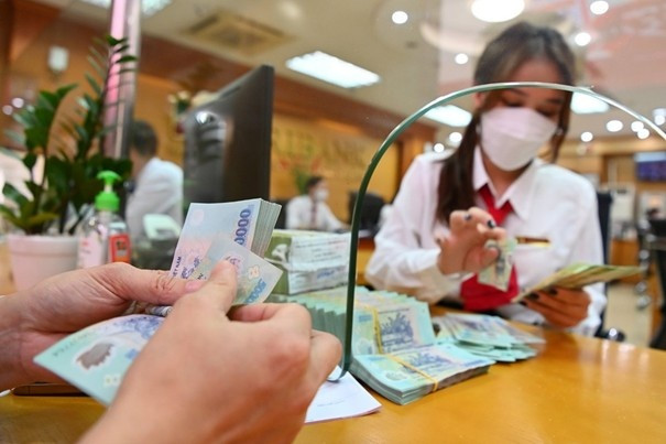 Lương hưu, trợ cấp BHXH có bị tính thuế nếu nhận qua tài khoản ngân hàng?