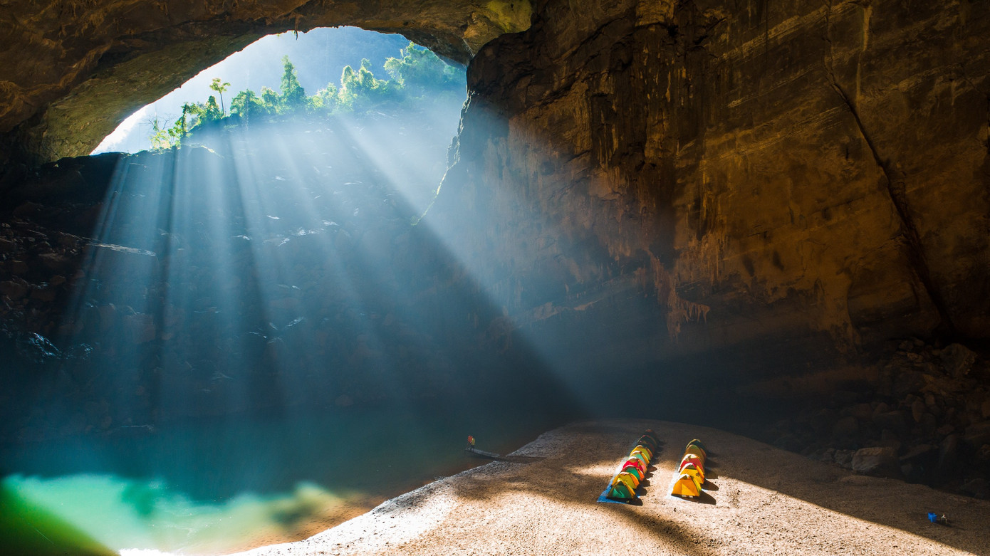 hang-en-hang-en-cave-oxalis-adventure.jpg