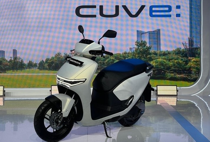 ‘Bóc tem’ xe máy điện Honda Cuv e:, người dùng tuyên bố thẳng khả năng vận hành, vạch luôn mức tiêu hao pin: Liệu có như quảng cáo?