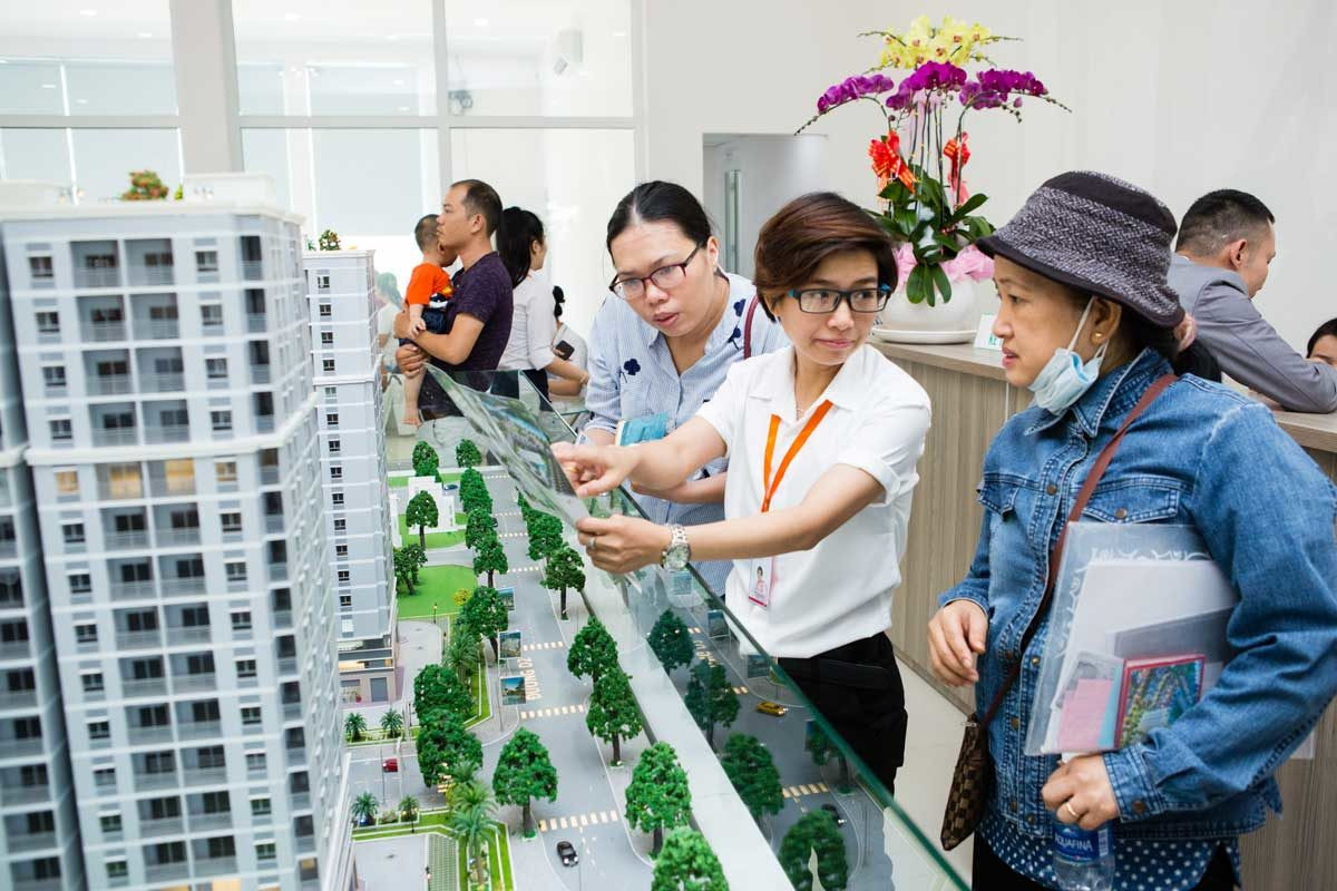 Bảng giá đất cập nhật theo giá thị trường nhưng cần có lộ trình và tránh gây sốc, gây ảnh hưởng thị trường bất động sản. Can_ho_EFQK.jpg