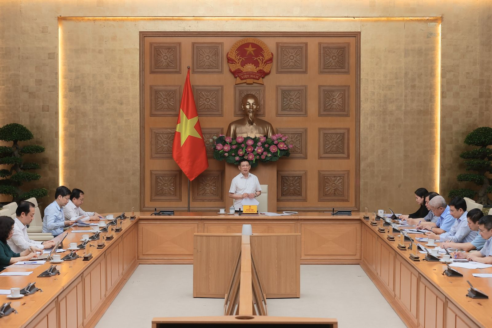 Phó Thủ tướng Hồ Đức Phớc: Tập trung quản lý, điều hành giá hiệu quả để thúc đẩy tăng trưởng- Ảnh 1. Phó Thủ tướng Hồ Đức Phớc: Tập trung quản lý, điều hành giá hiệu quả để thúc đẩy tăng trưởng- Ảnh 1.