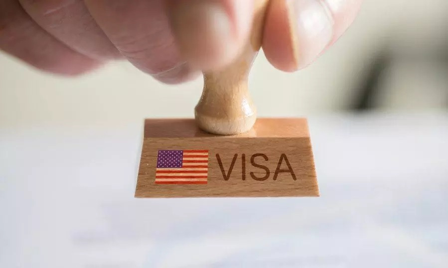 Mỹ thí điểm thu tiền đặt cọc từ 5.000-15.000 USD với người xin visa du lịch và công tác ngắn hạn- Ảnh 1. Mỹ thí điểm thu tiền đặt cọc từ 5.000-15.000 USD với người xin visa du lịch và công tác ngắn hạn- Ảnh 1.