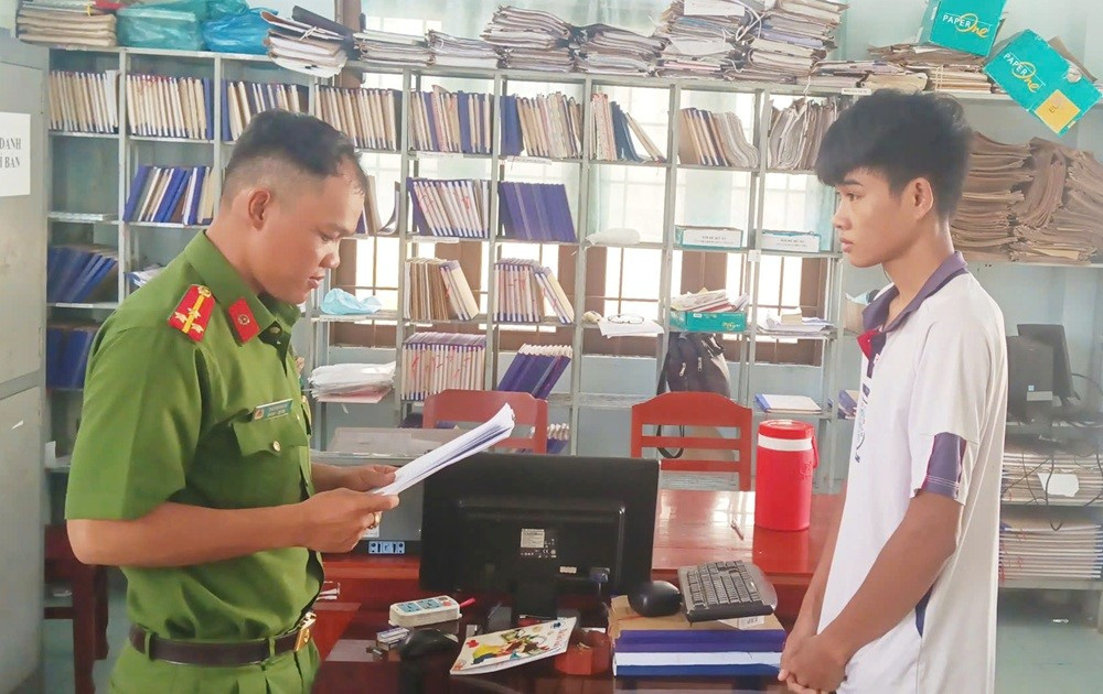 Khởi tố, bắt tạm giam Phạm Duy Thanh sinh năm 2002 - ảnh 1