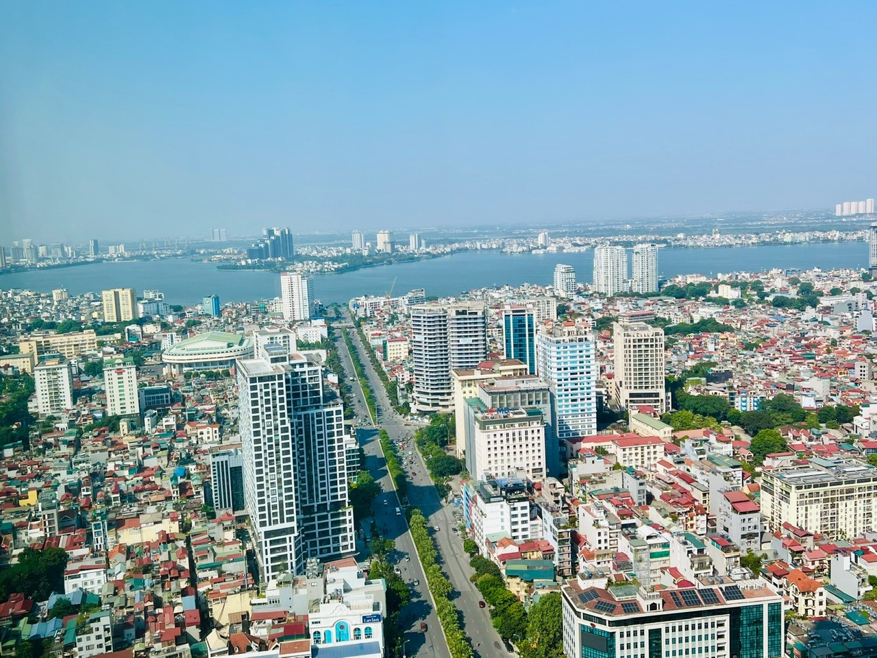 Thị trường bất động sản đang thiếu căn hộ giá hợp túi tiền của dân. Ảnh minh họa. 68qh.jpg
