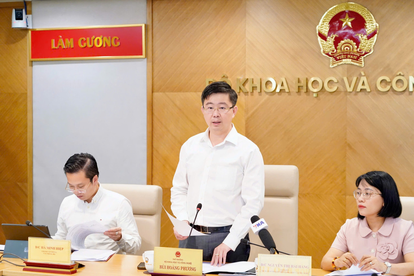 Thứ trưởng Bộ Khoa học và Công nghệ Bùi Hoàng Phương chia sẻ tại Họp báo thường kỳ Bộ Khoa học và Công nghệ chiều 5/8. thu-truong-bo-khcn-bui-hoang-phuong.jpg