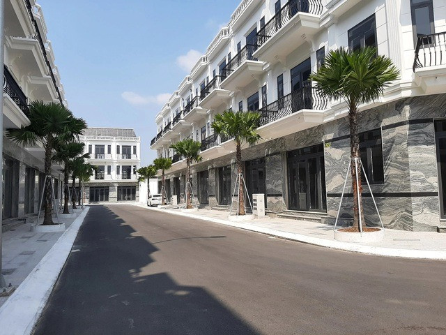 42 căn biệt thự trái phép ở Vĩnh Long: Xây thần tốc, bán thu lợi hàng trăm tỷ, chủ đầu tư mất hút- Ảnh 3.