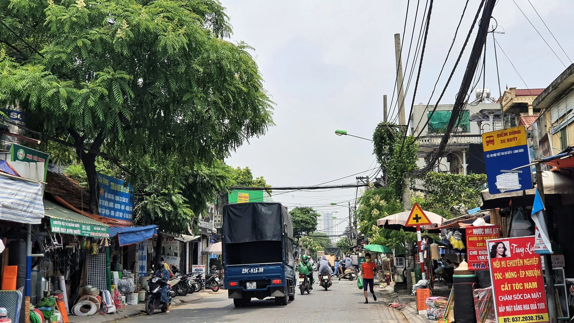 Tuyến đường Lĩnh Nam, Hà Nội. Nguồn ảnh: Báo Kinh tế Đô thị Tuyến đường Lĩnh Nam, Hà Nội. Nguồn ảnh: Báo Kinh tế Đô thị