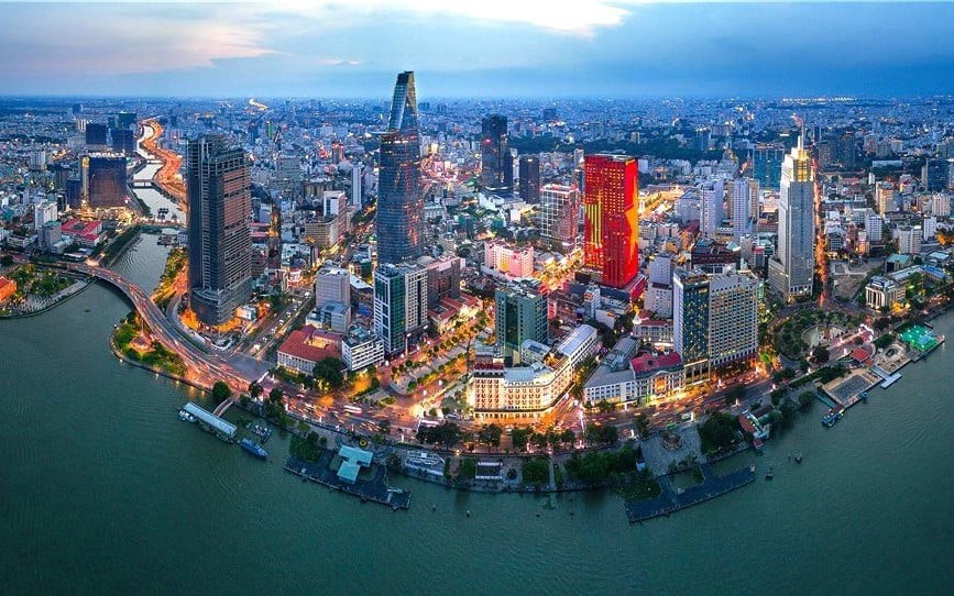 Chính phủ đặt mục tiêu, đến hết năm 2025, Trung tâm tài chính quốc tế tại TPHCM và Đà Nẵng đi vào hoạt động. trung-tam-tai-chinhtphcm-1727753532303837624385-0-105-542-972-crop-1727753809999533988109.jpg