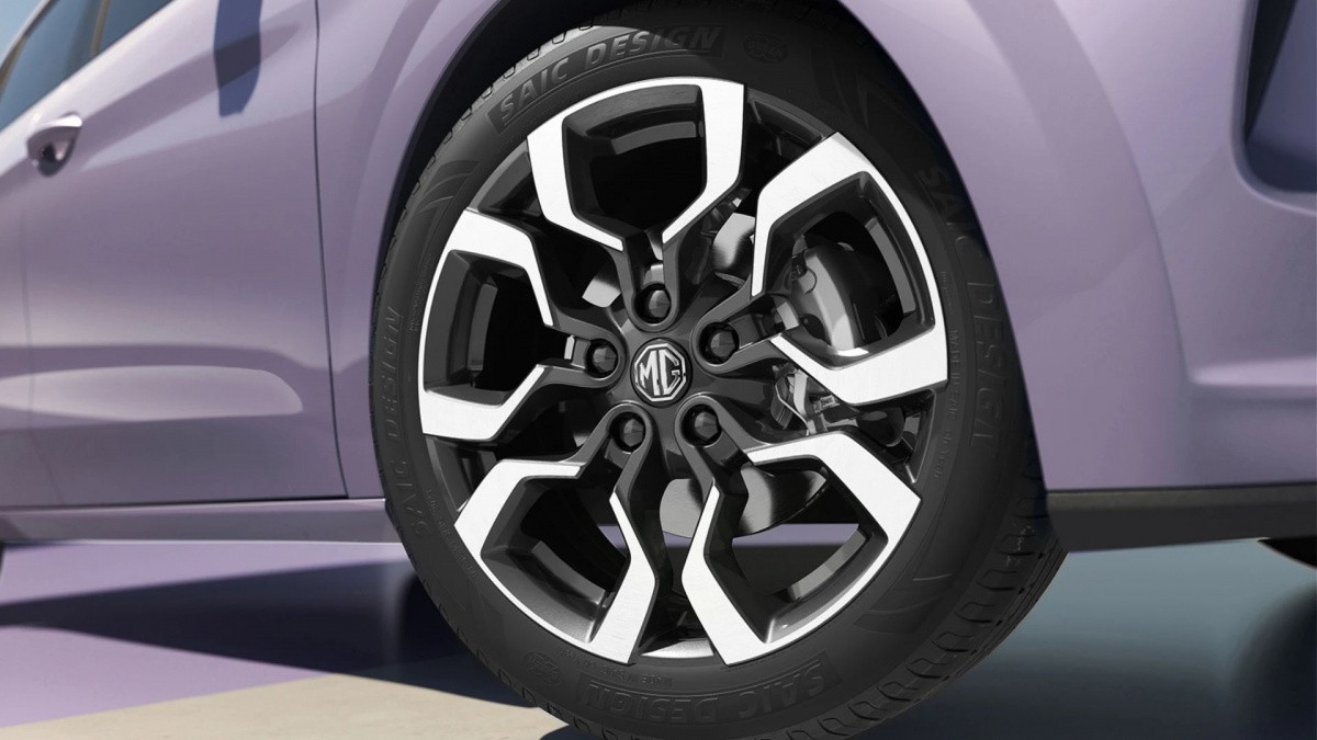 MG4 EV thế hệ mới vừa ra mắt với giá chỉ 247 triệu: Hatchback hạng B+ rẻ ngang một chiếc xe máy tay ga