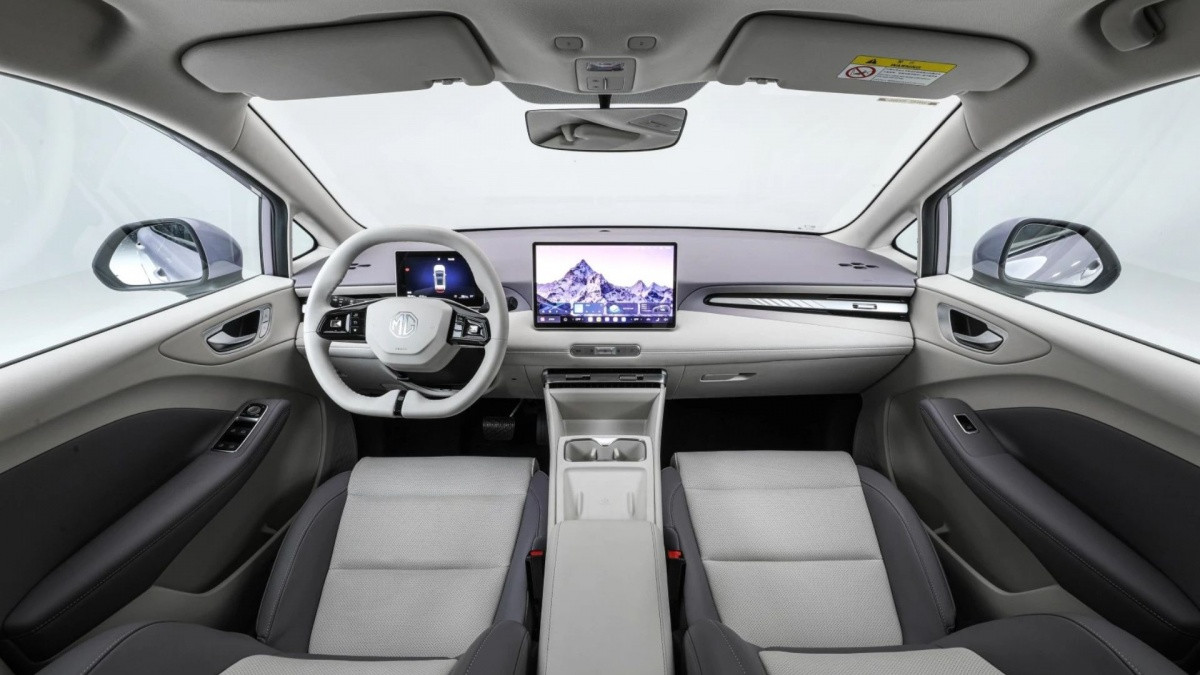 MG4 EV thế hệ mới vừa ra mắt với giá chỉ 247 triệu: Hatchback hạng B+ rẻ ngang một chiếc xe máy tay ga
