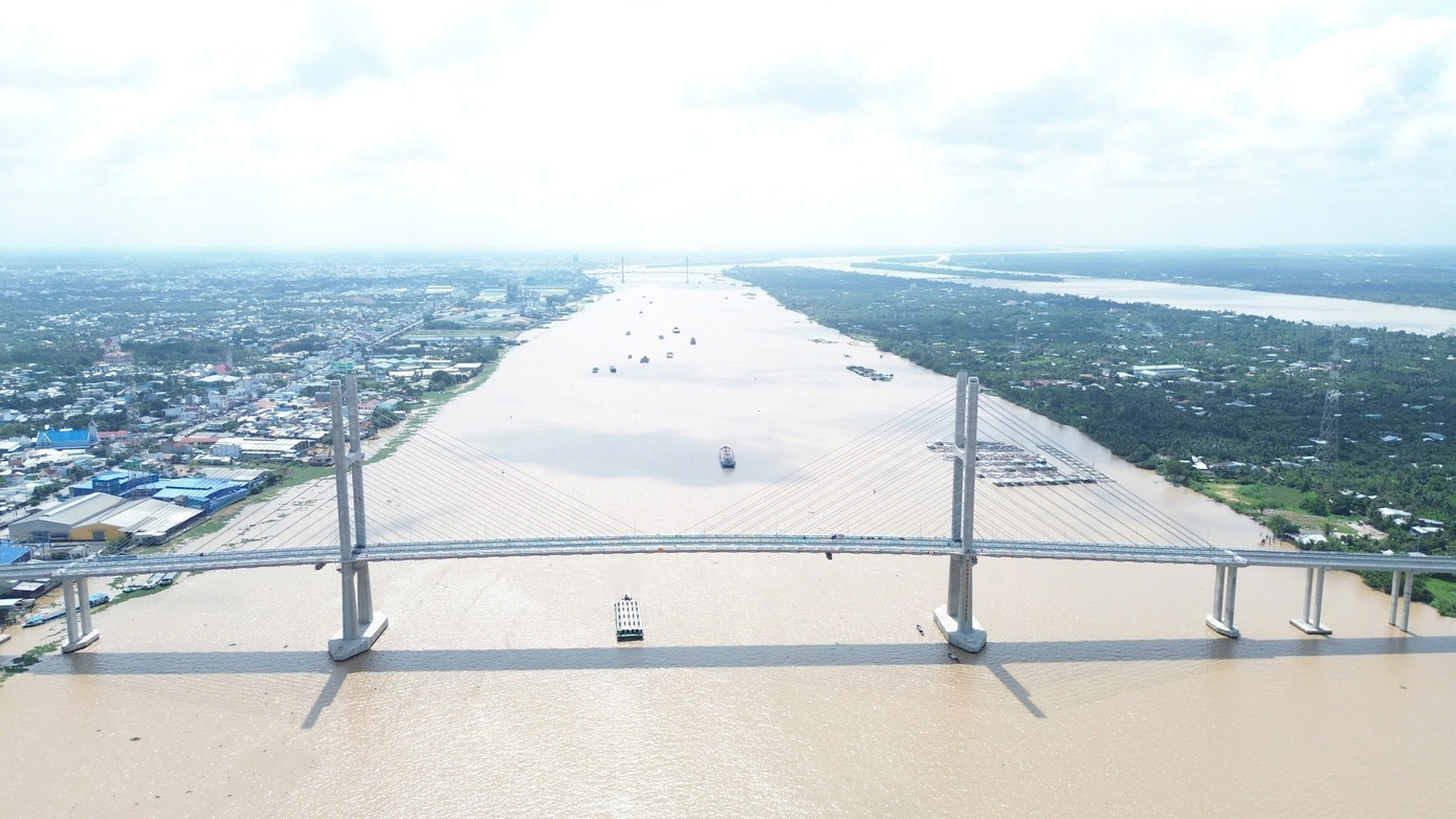 Cầu Rạch Miễu 2 nhìn từ trên cao. z6864249999577-ef6cbf529ed1598a23df41e99b4a8764.jpg