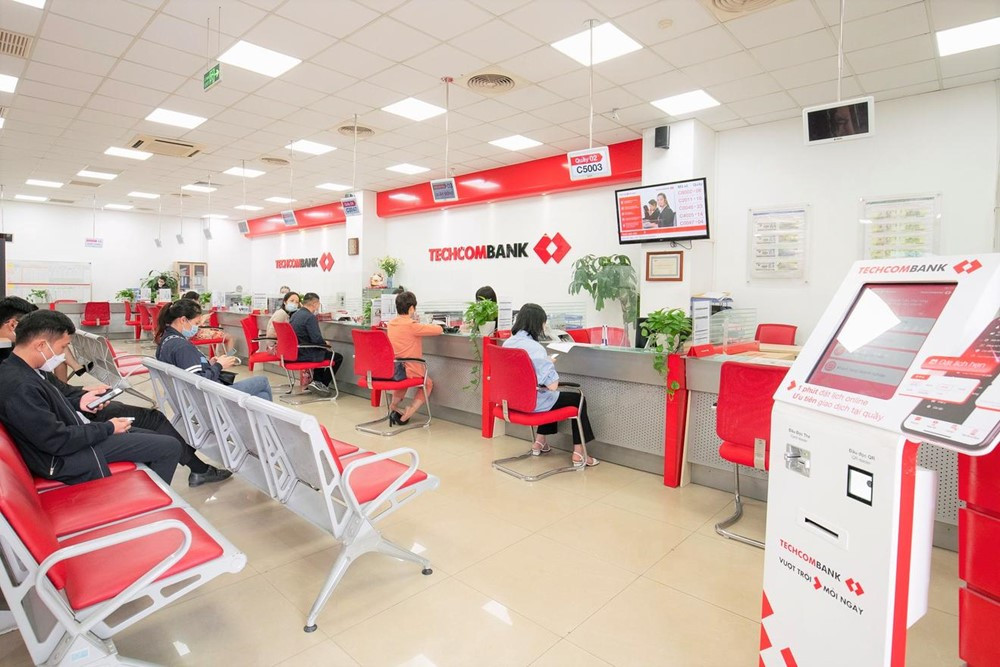 Techcombank, Vietcombank... đồng loạt phát thông báo khẩn đến khách hàng, nhắc đến 3 hành động tuyệt đối không được làm - ảnh 1