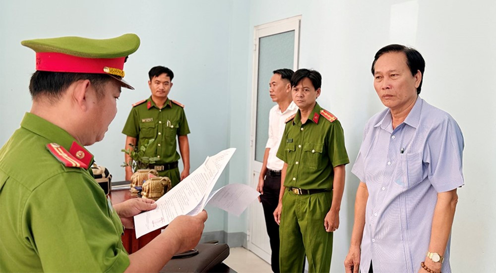 Đề nghị truy tố 2 cựu Phó Chủ tịch thành phố - ảnh 2