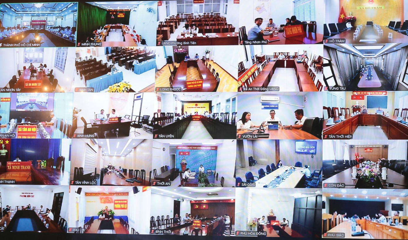 Đại biểu tham dự phiên họp tại các điểm cầu xã, phường, đặc khu. Ảnh: Cổng thông tin điện tử TPHCM 9-8-2025-hop-ktxh-diem-cau.jpg
