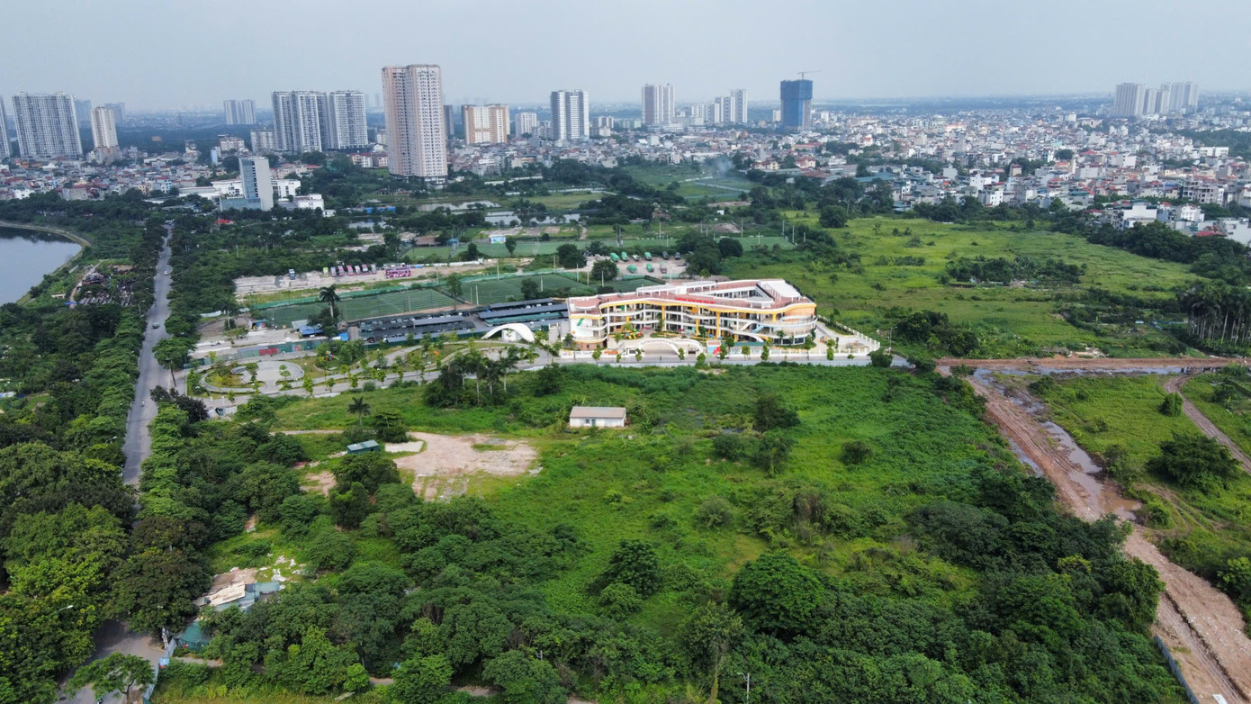 Luật Đất đai sửa đổi theo hướng Nhà nước quyết định bảng giá đất và nghĩa vụ tài chính cho từng loại đất. Ảnh: Phan Thiên. z6889985947991-3d7cd352ff217884523f124e57c70ae0.jpg