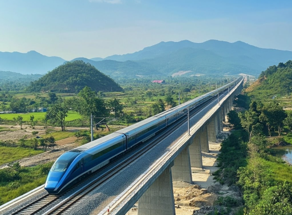 Một tỉnh miền Trung xin cơ chế đặc thù trong giải phóng mặt bằng dự án đường sắt tốc độ cao Bắc – Nam- Ảnh 1. Một tỉnh miền Trung xin cơ chế đặc thù trong giải phóng mặt bằng dự án đường sắt tốc độ cao Bắc – Nam- Ảnh 1.