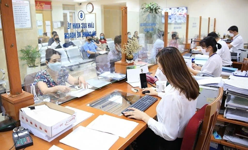 Bộ Nội vụ đang lấy ý kiến dự thảo Luật Viên chức (sửa đổi). Ảnh minh họa 128vchuc.jpg