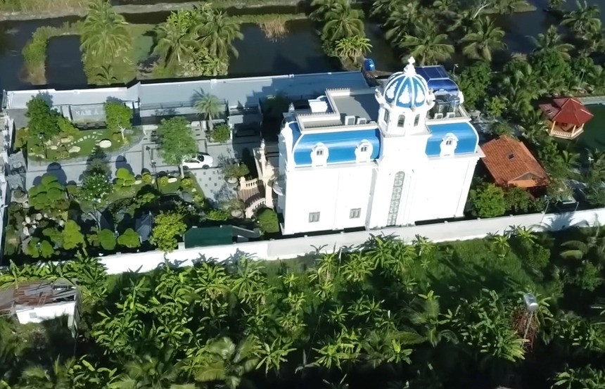 Biệt thự đẹp nhất Cà Mau có thể bị buộc phá dỡ- Ảnh 1. Biệt thự đẹp nhất Cà Mau có thể bị buộc phá dỡ- Ảnh 1.