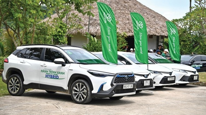Nhật Bản muốn mở rộng thị phần xe hybrid tại Việt Nam, một hãng taxi đã chớp thời cơ đi đầu